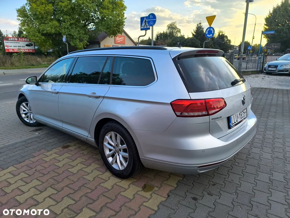 Volkswagen Passat Variant 2.0 TDI (BlueMotion Technology) Comfortline - 5