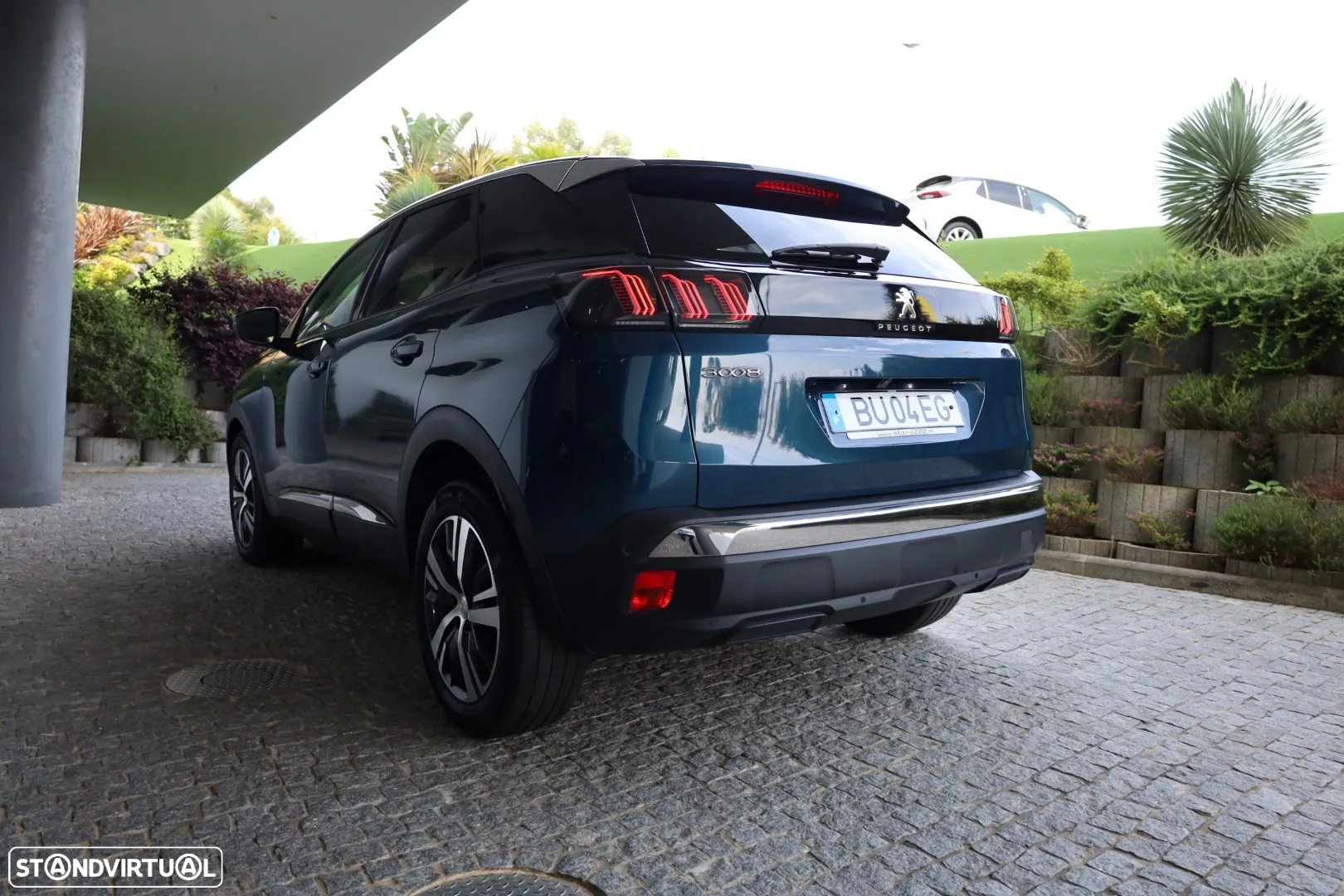 Peugeot 3008 1.2 PureTech Allure EAT8 - 12