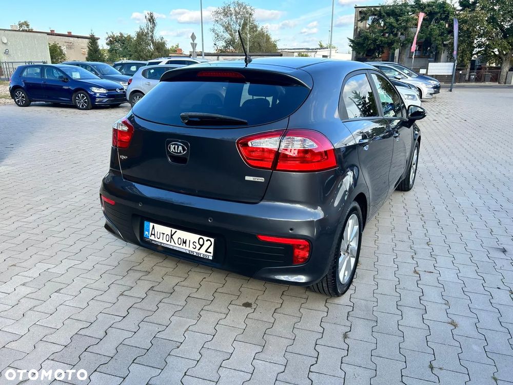 Kia Rio 1.2 M - 8