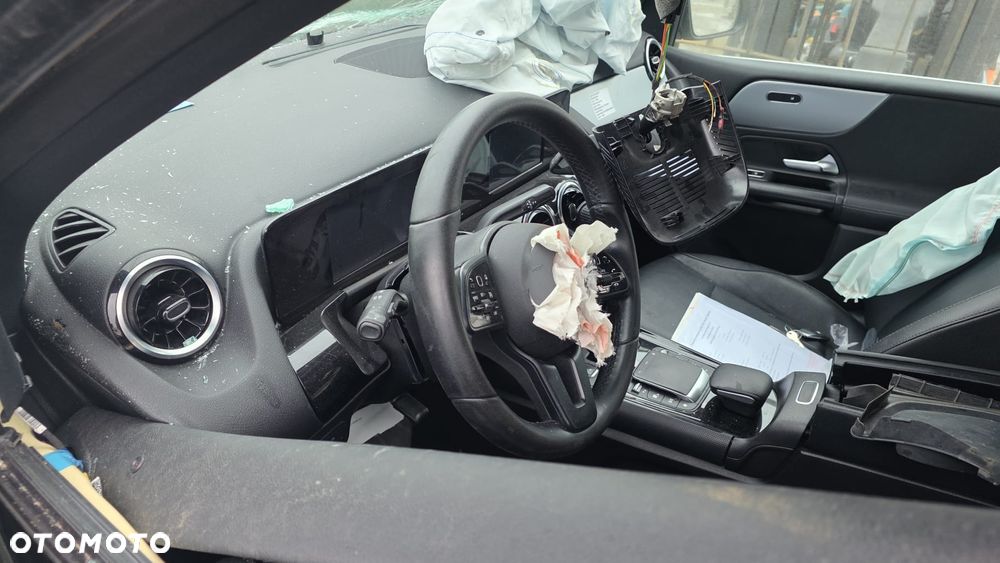 Mercedes-Benz Klasa B 180 d 8G-DCT Edition 2021 - 2