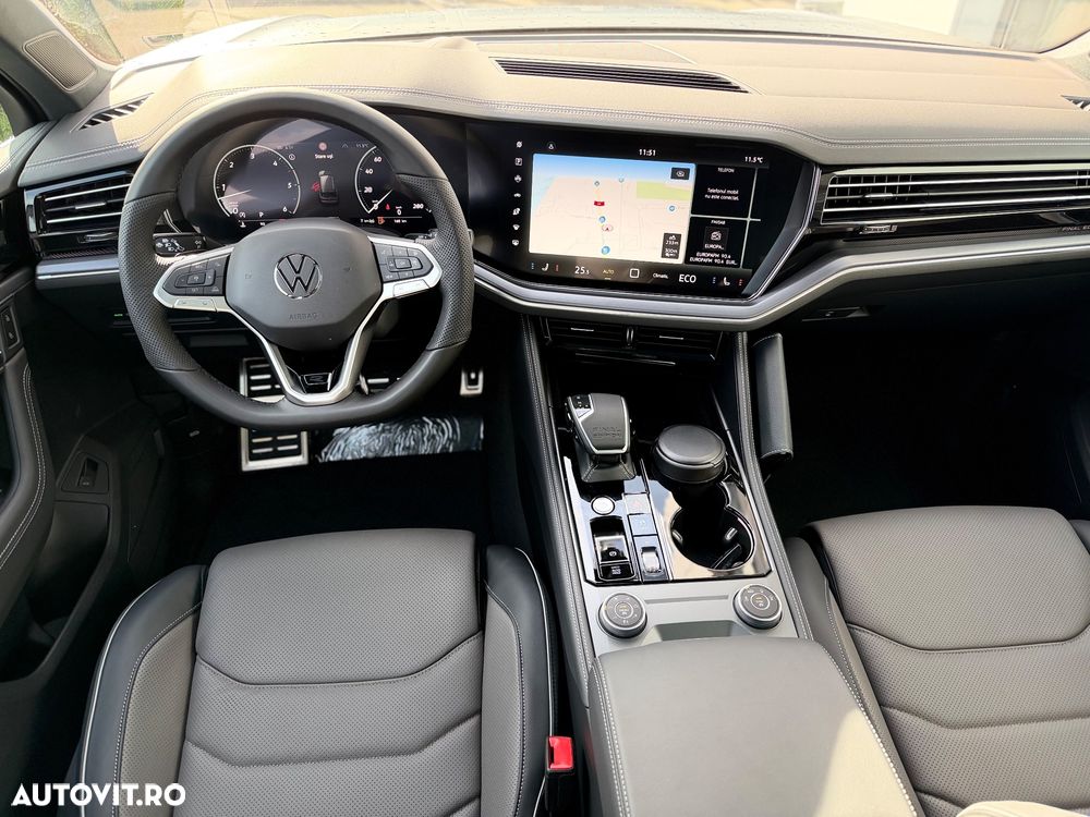 Volkswagen Touareg V6 TDI R-Style - 12