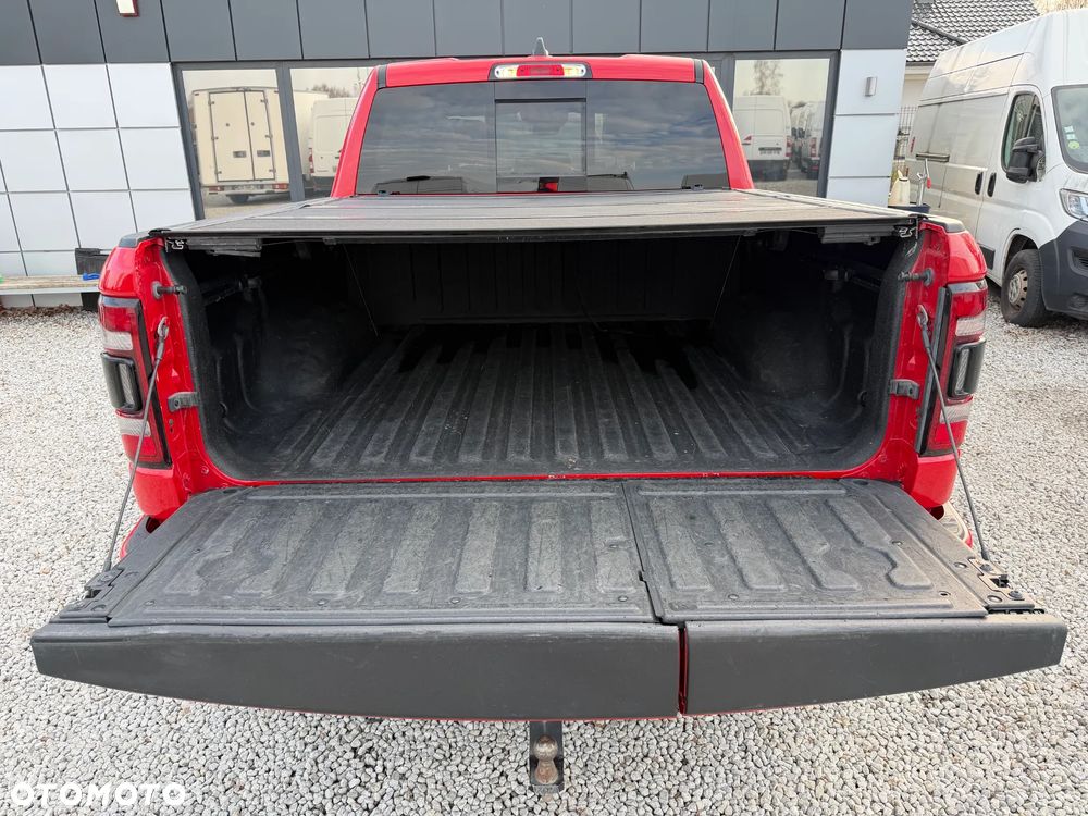 RAM 1500 Crew Cab Shortbed Laramie - 6
