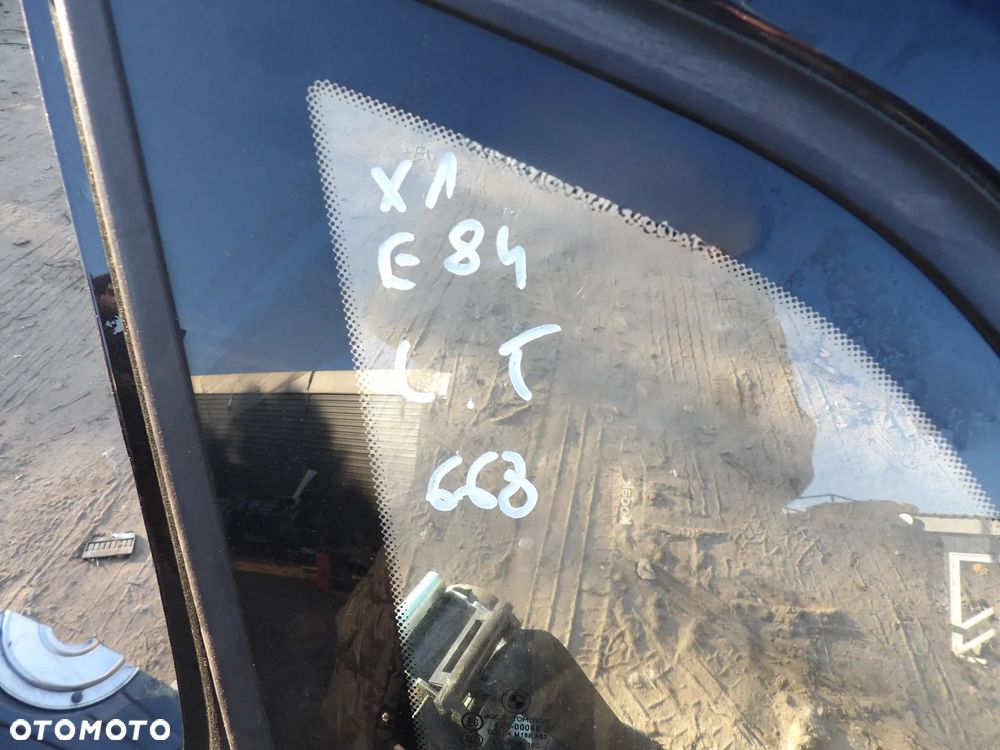 BMW - E84,X1 - KOLOR 668 - POSZYCIE BŁOTNIKA - LEWY TYŁ - 2