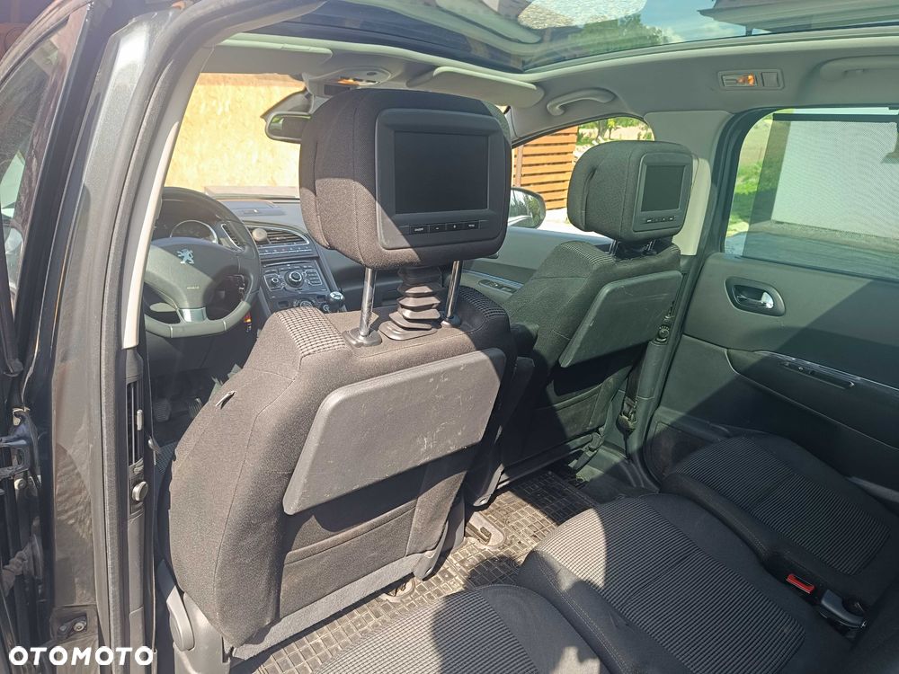 Peugeot 5008 - 6