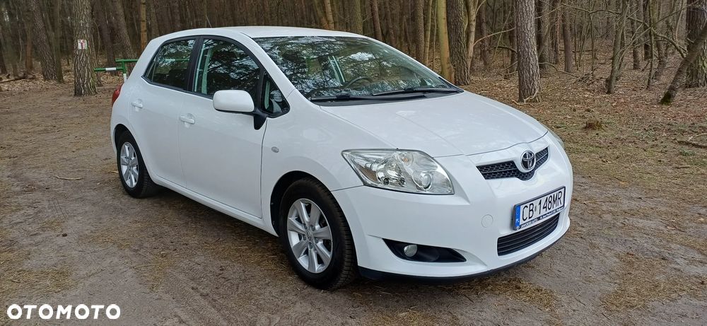 Toyota Auris 1.4 D-4D Luna - 12