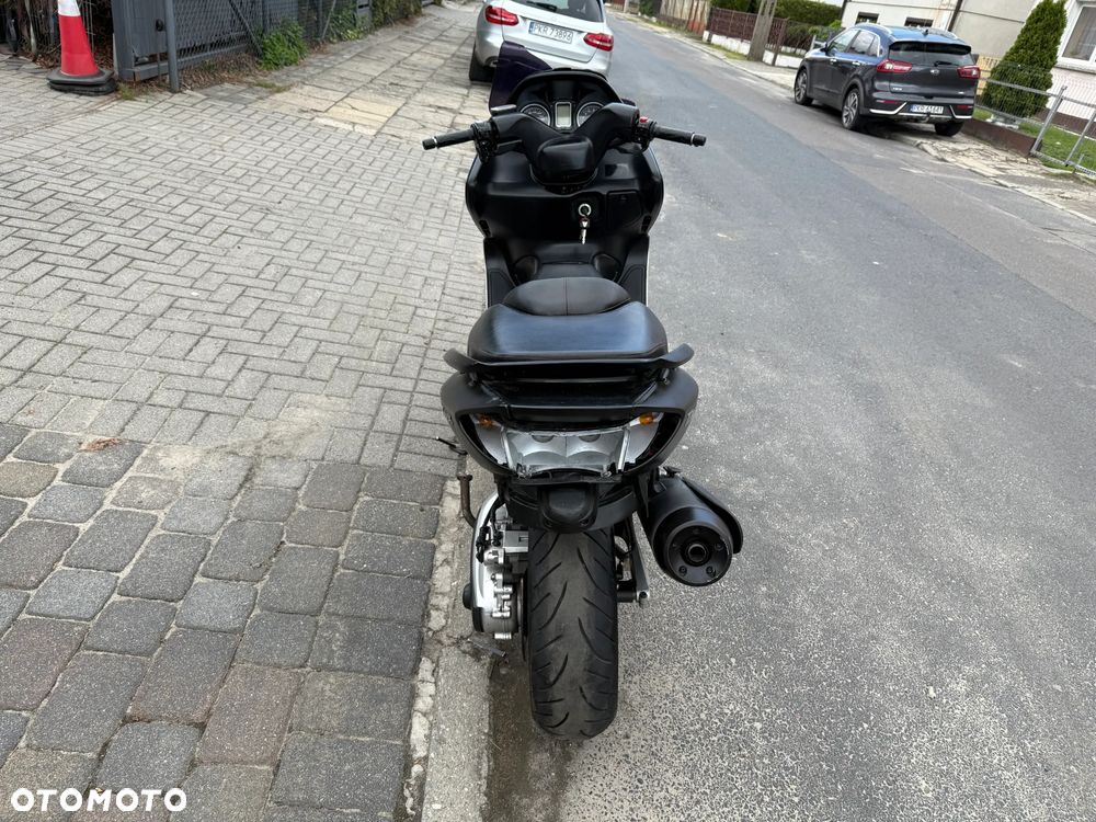 Yamaha Tmax - 7