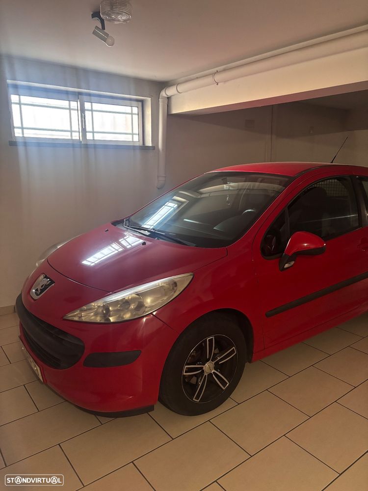 Peugeot 207 - 7