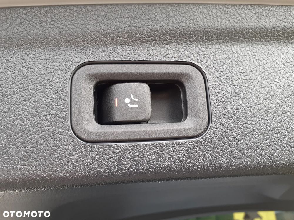 Mercedes-Benz GLE 300 d 4Matic 9G-TRONIC AMG Line - 13