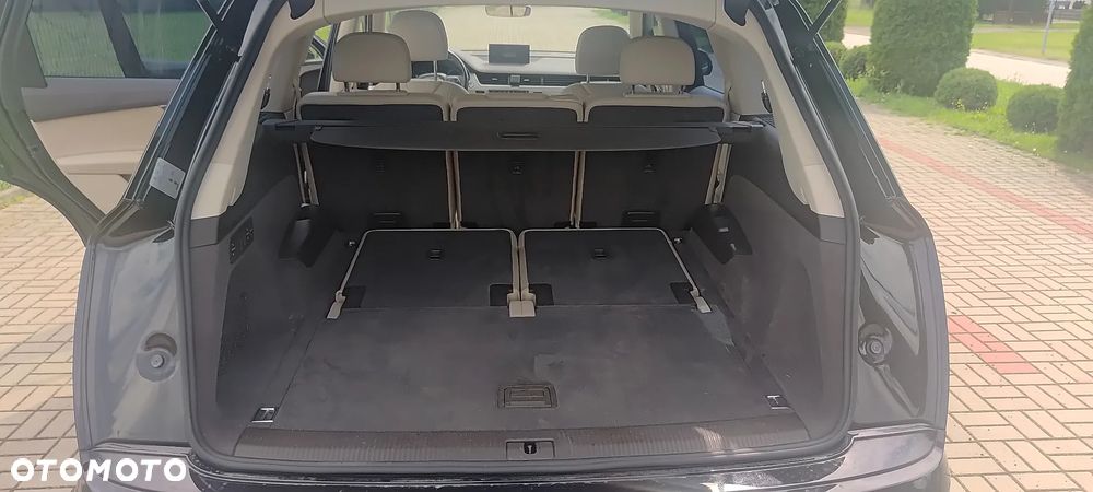 Audi Q7 - 13