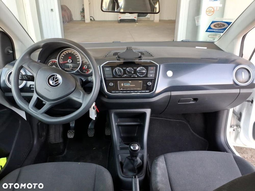 Volkswagen Up 2021 photo 3
