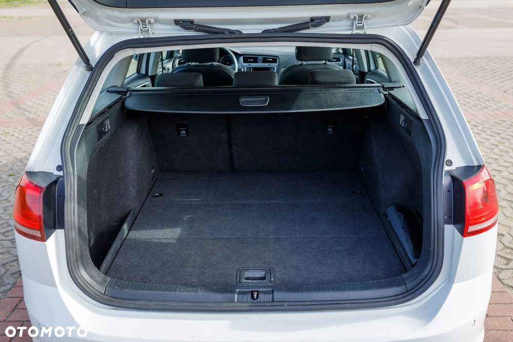 Volkswagen Golf - 20