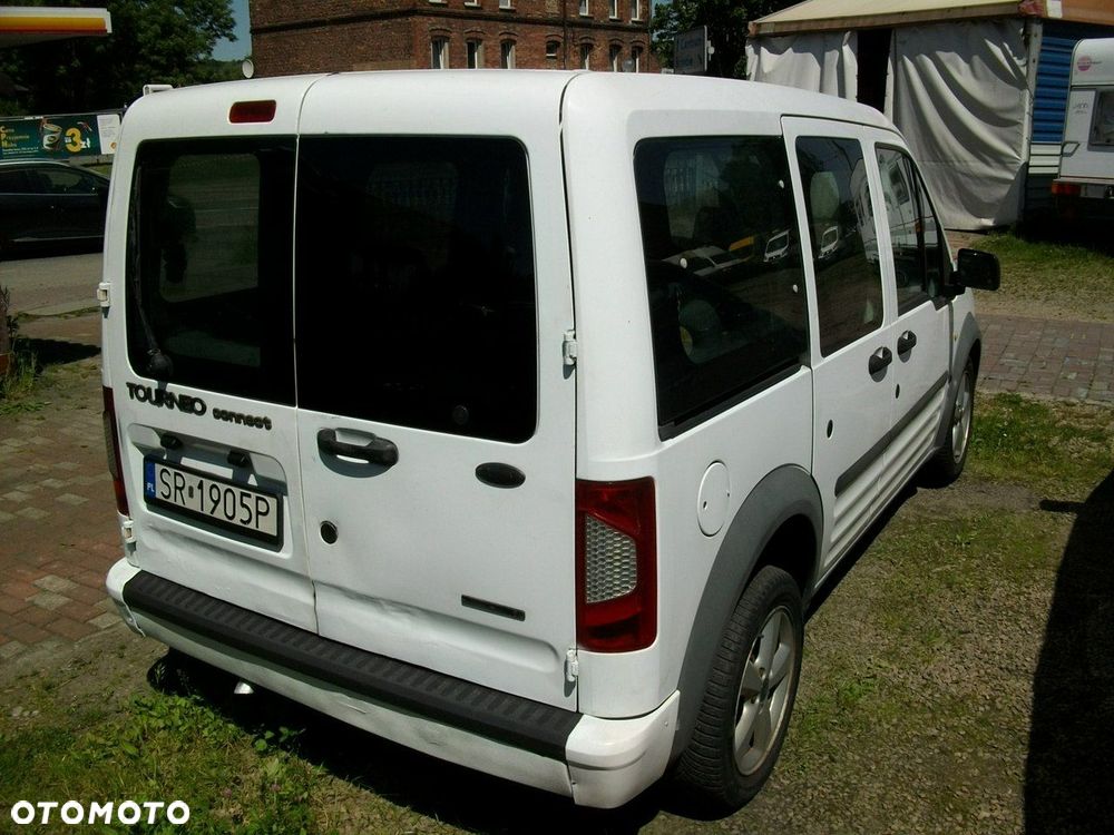 Ford Tourneo Connect - 4