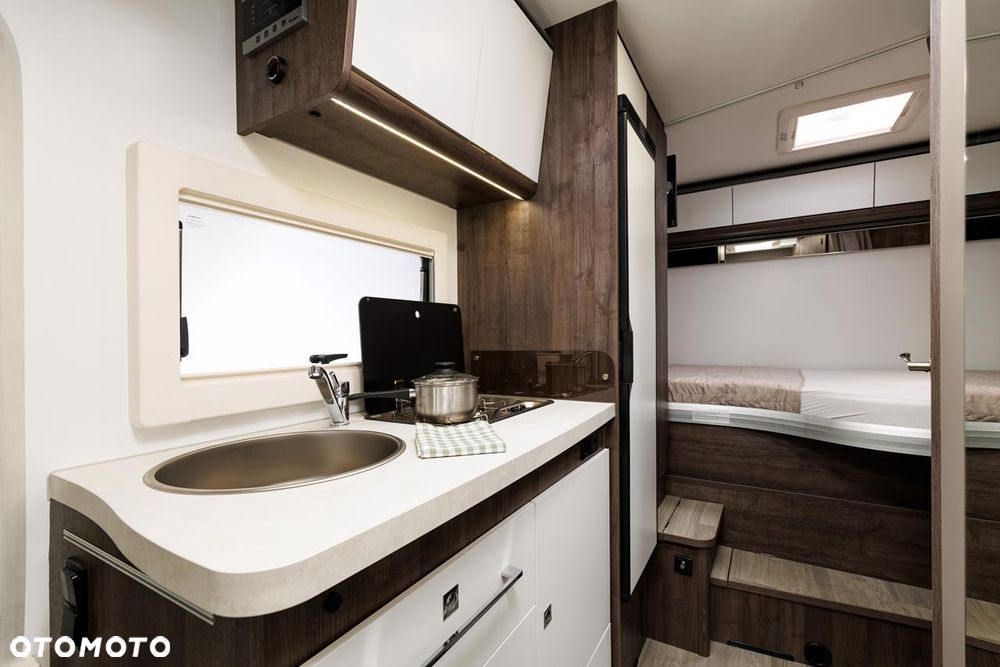 Benimar Tessoro 440UP - 9