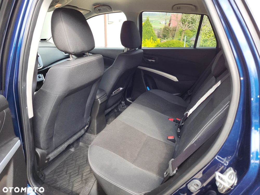 Suzuki S-Cross - 5