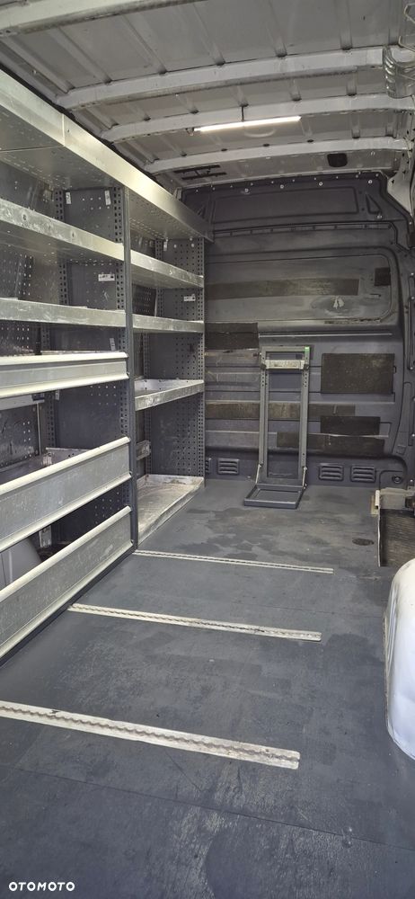 Volkswagen Crafter - 8