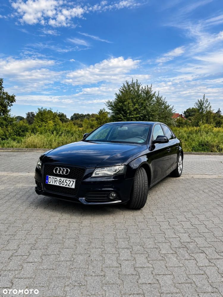 Audi A4 Limousine