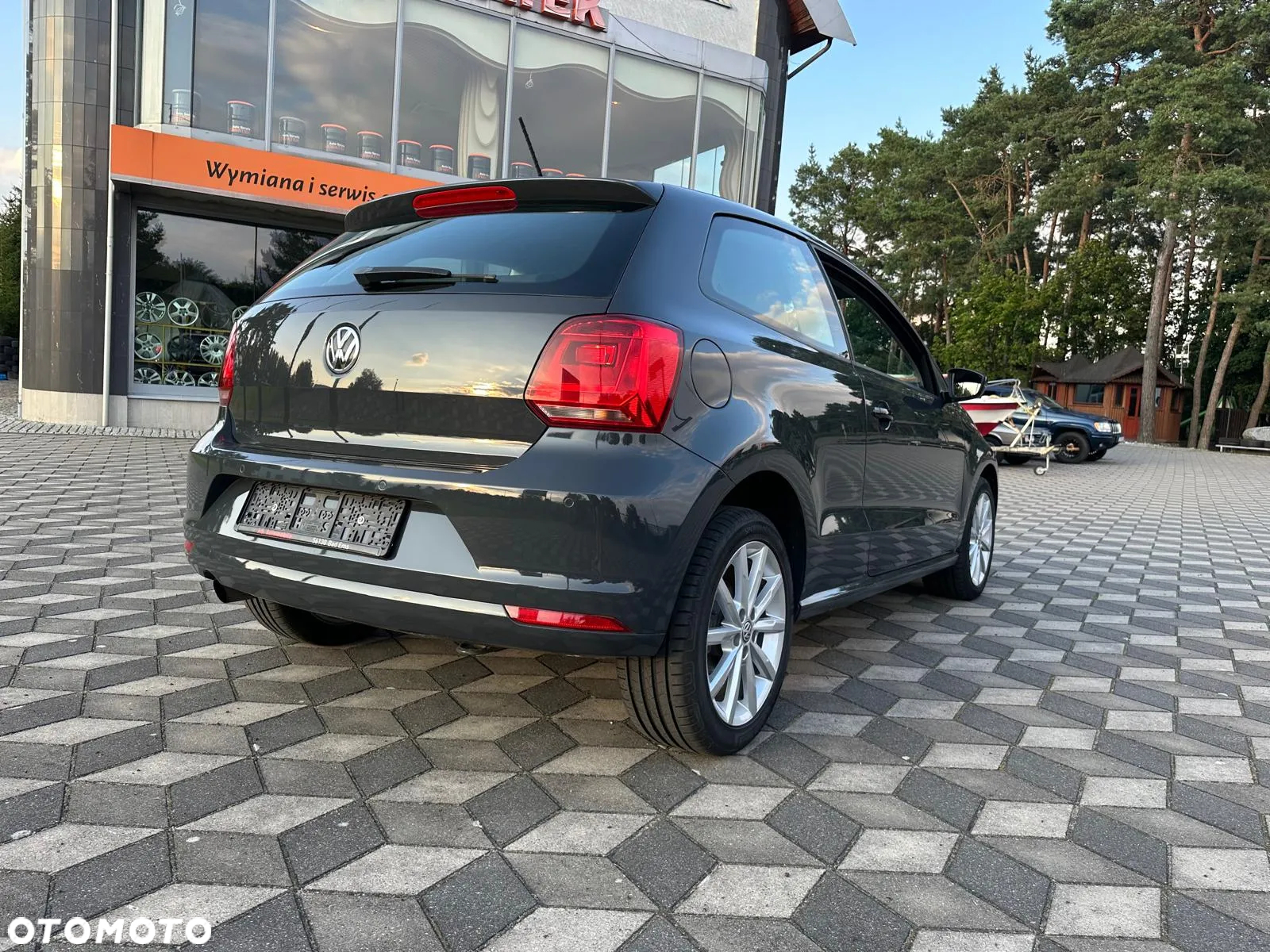 Volkswagen Polo - 11
