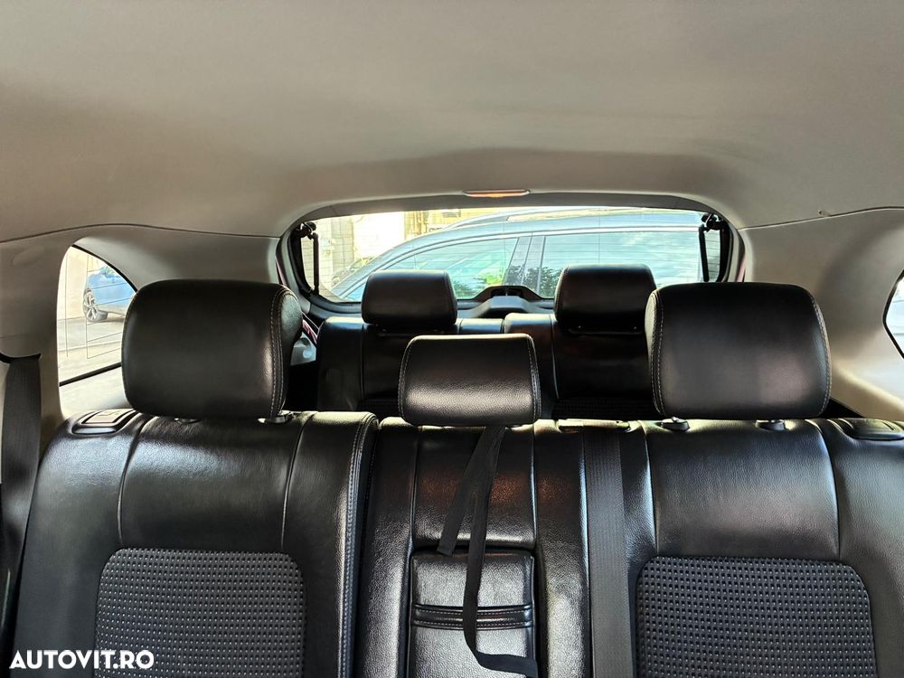 Chevrolet Captiva 2.2D AWD 7 locuri Aut. LT - 3