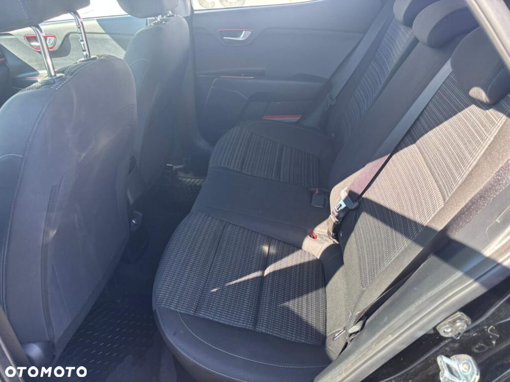 Kia Stonic 1.0 T-GDI M - 13