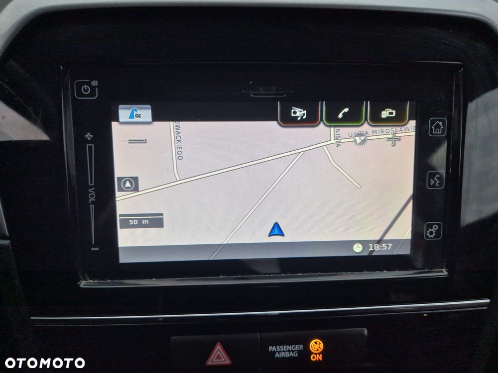 Suzuki Vitara 1.6 Premium 2WD - 9