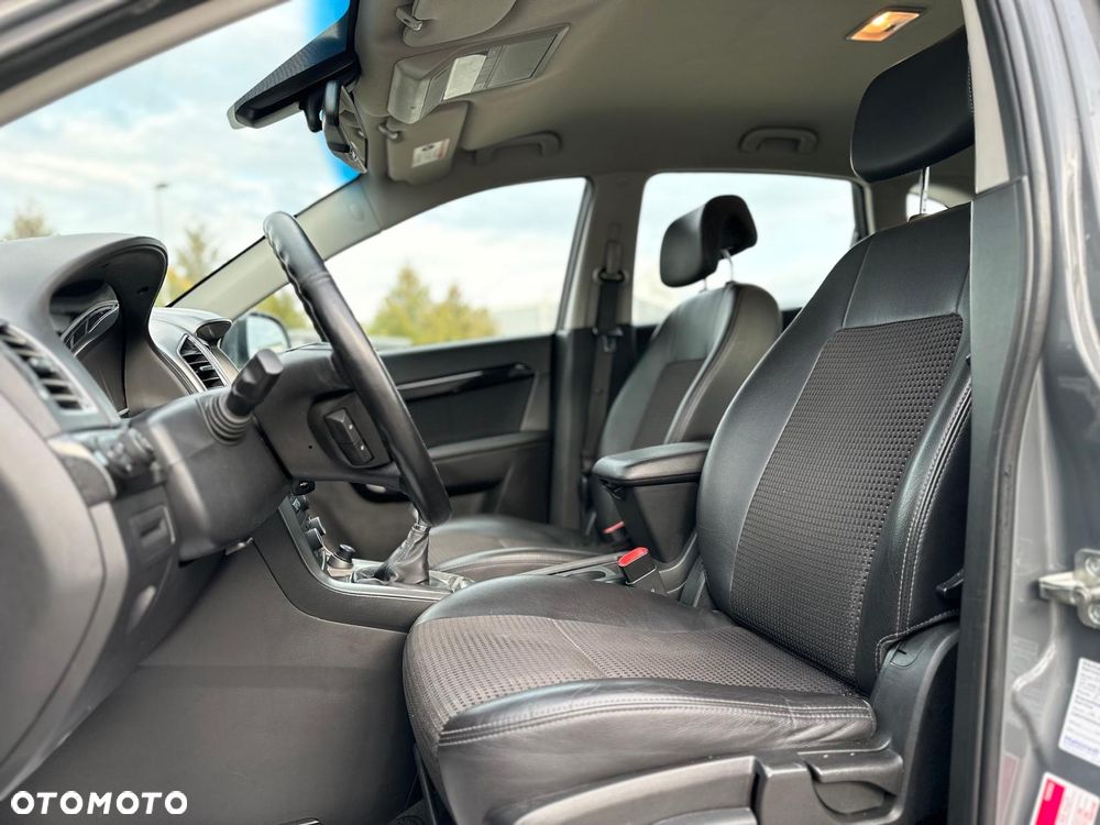 Chevrolet Captiva - 17