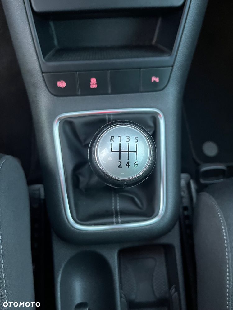 Volkswagen Golf Plus - 35