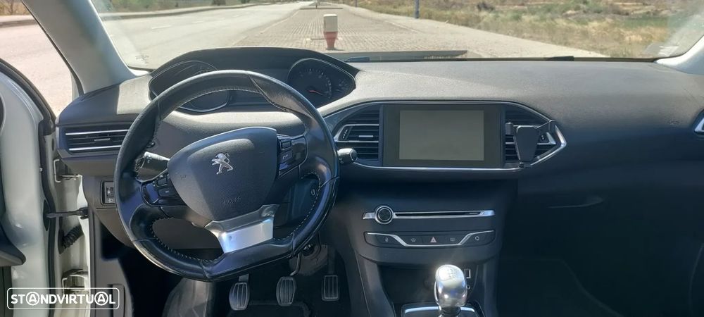 Peugeot 308 SW BlueHDi 120 Stop & Start Active - 9