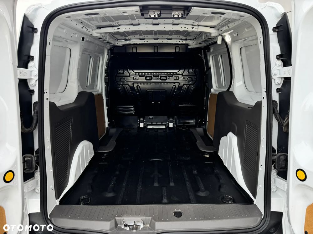 Ford Transit Connect - 24