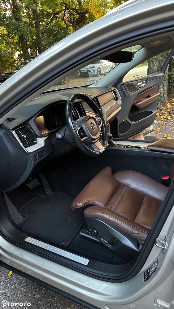 Volvo XC 60 D4 SCR Inscription - 9