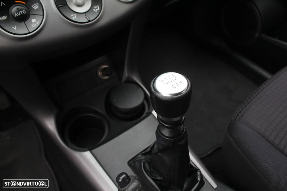 Toyota RAV4 2.2 D-4D Cross Sport NAVI - 50