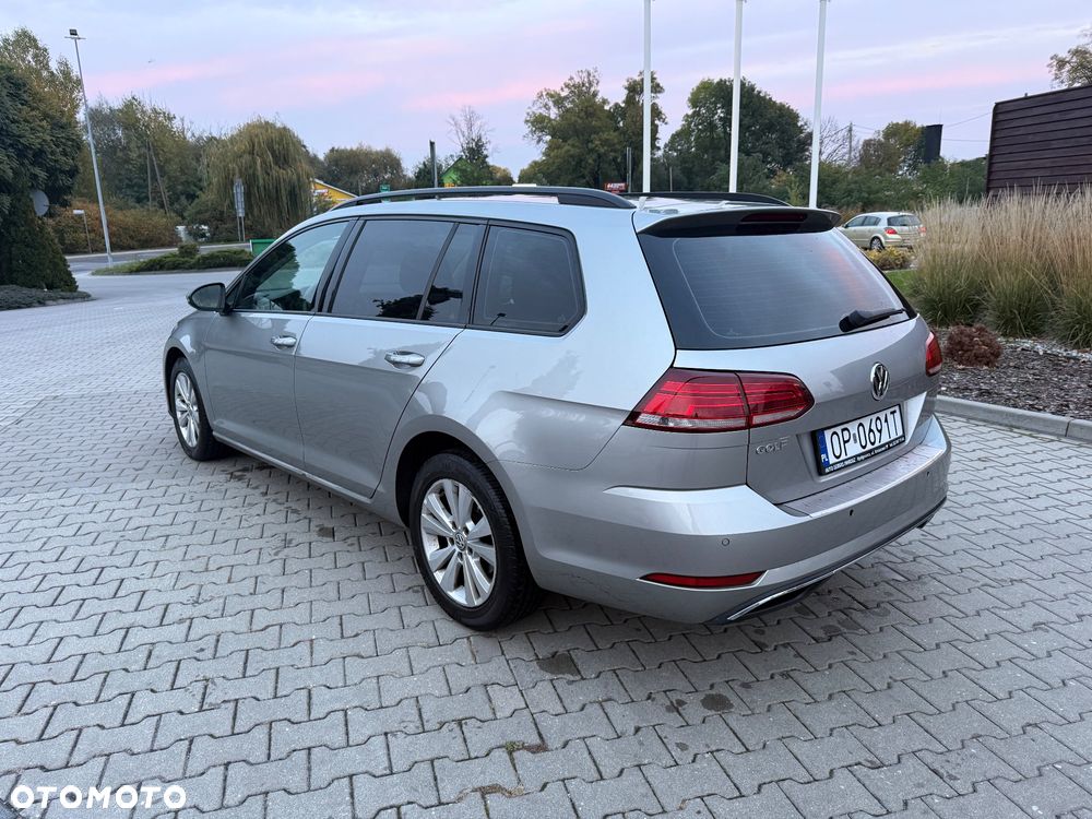 Volkswagen Golf - 3