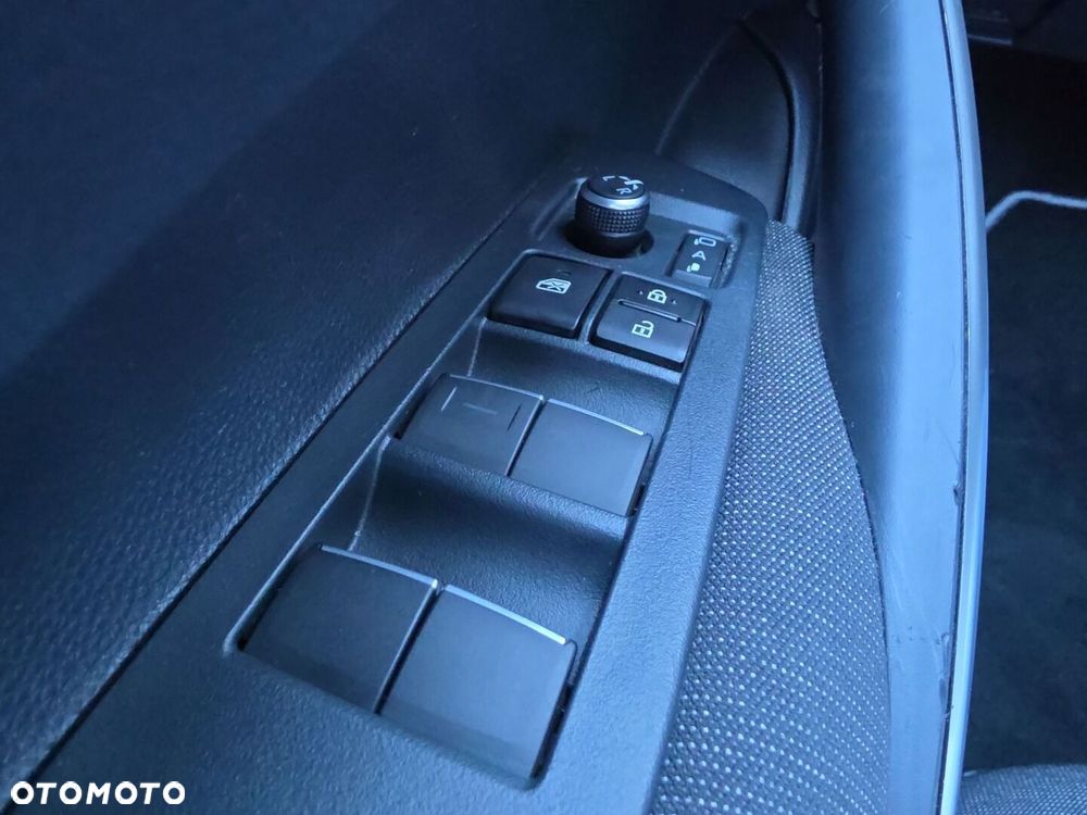 Toyota Corolla 1.8 Hybrid Style - 21
