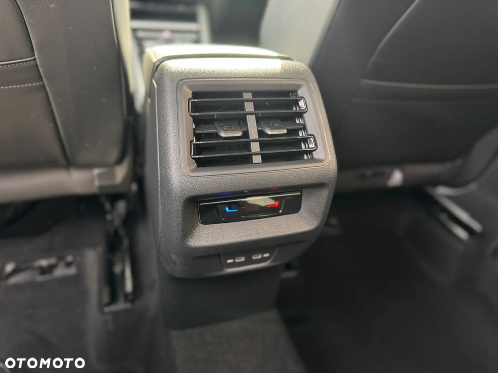 Volkswagen Tiguan 2.0 TSI OPF 4MOTION DSG Elegance - 22