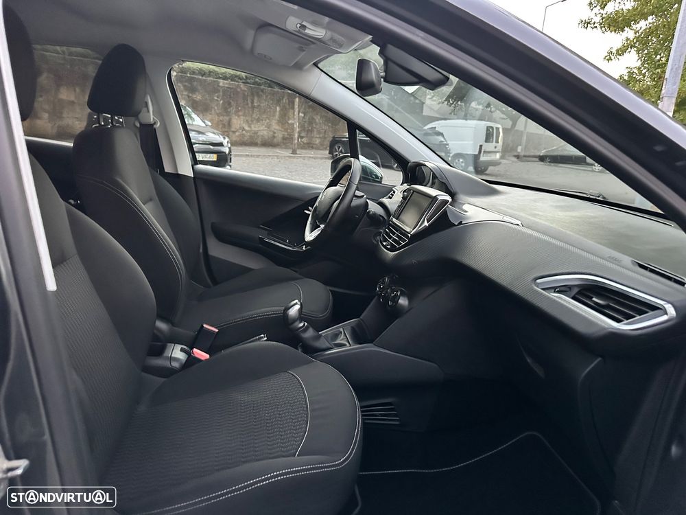 Peugeot 208 1.6 BlueHDi Style - 51