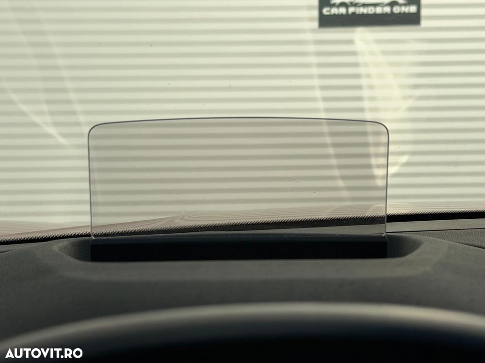 Citroën C4 PureTech 155 Stop&Start EAT8 SHINE - 8