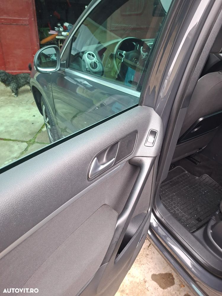 Volkswagen Tiguan 2.0 TDI 4Motion Sport & Style - 14