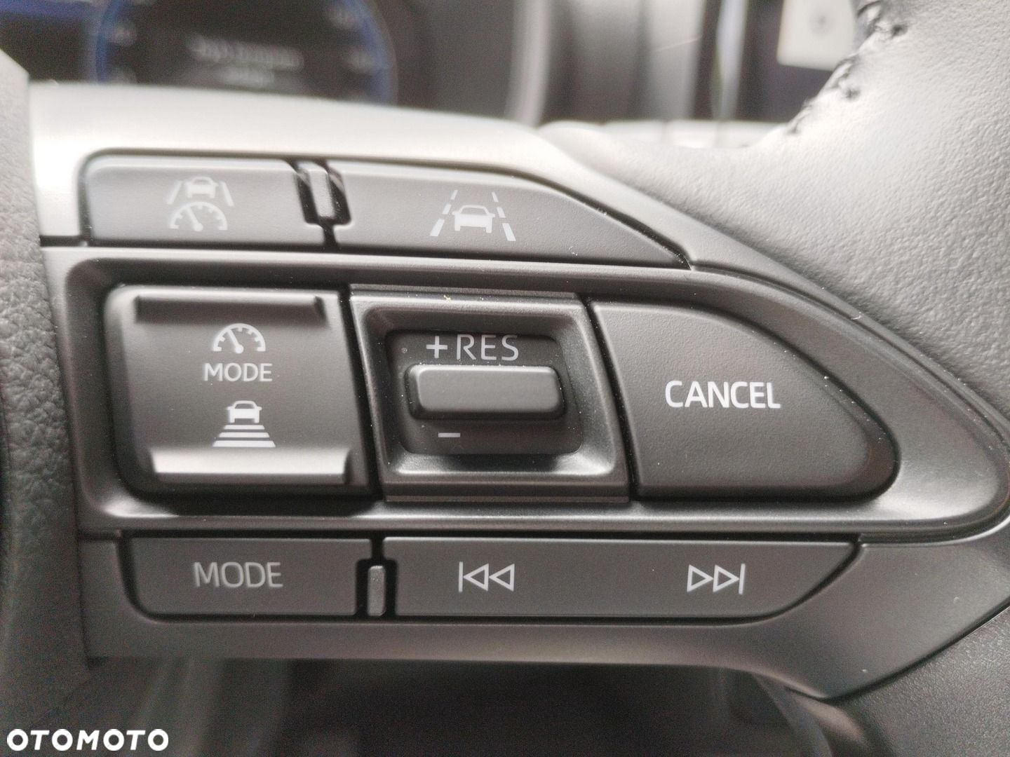 Toyota Yaris - 16
