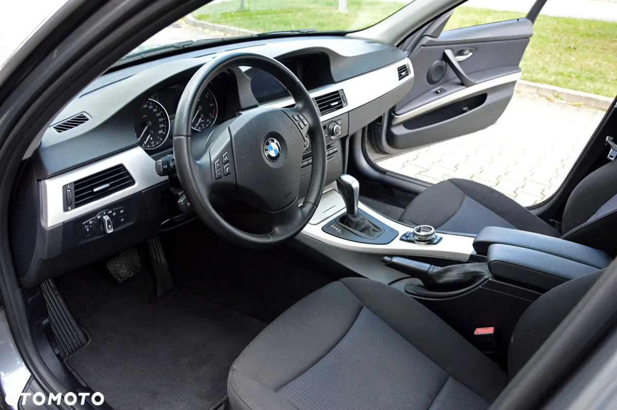 BMW Seria 3 - 16