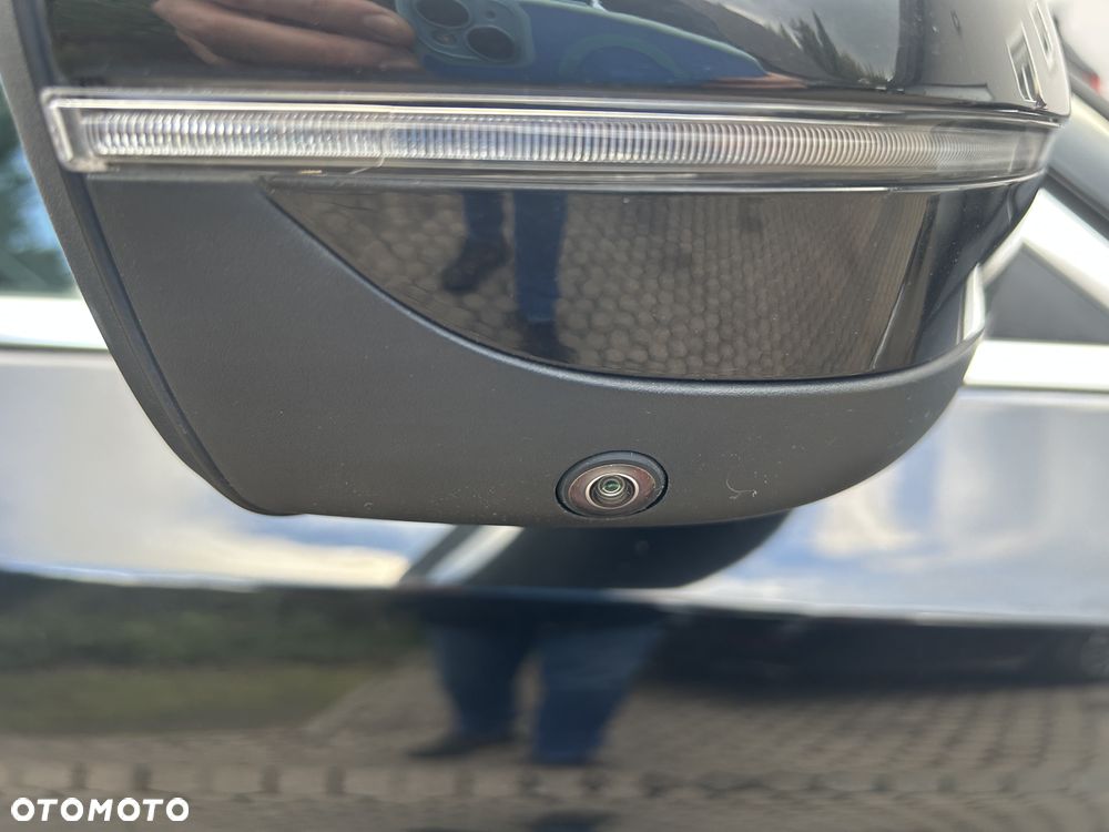 BMW Seria 5 520d Sport Line - 11