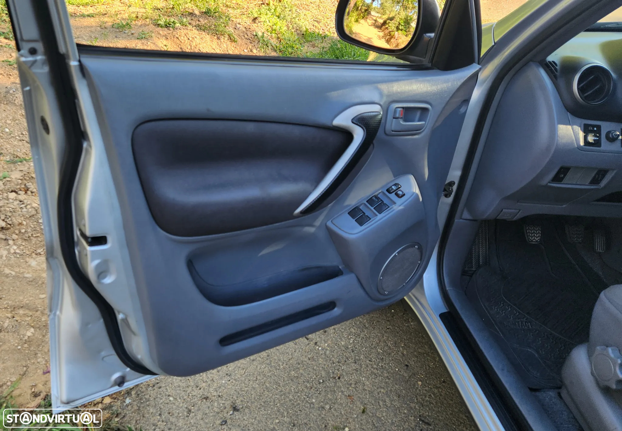 Toyota RAV4 2.0 Pack 2 - 13