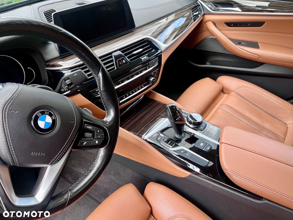 BMW Seria 5 520d xDrive Luxury Line - 21