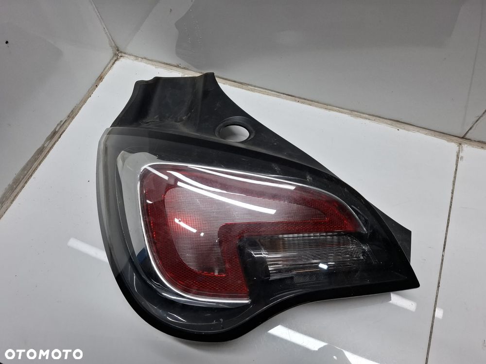 LEWA LAMPA TYLNA TYŁ OPEL ADAM