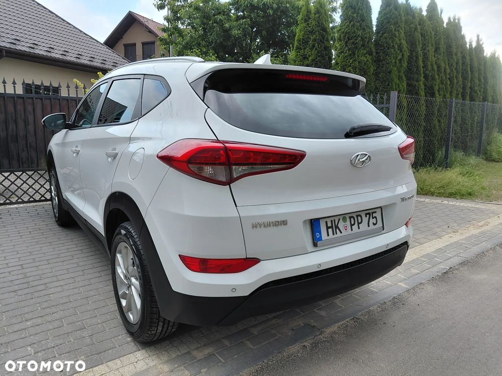 Hyundai Tucson 1.6 GDI BlueDrive Style 2WD - 17