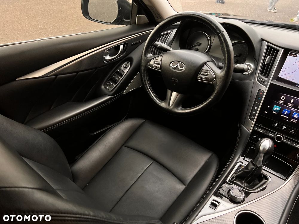 Infiniti Q50 2.0t Premium Executive - 10