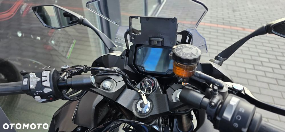 Kawasaki Ninja 1000 SX - 18