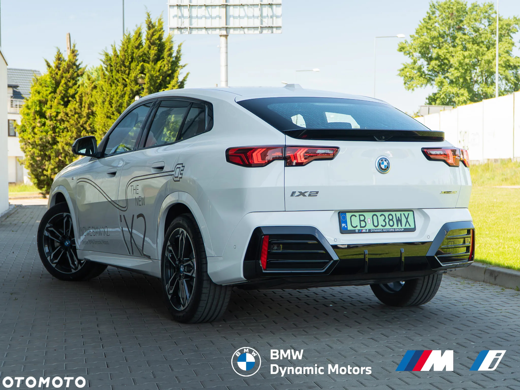 BMW iX2 - 6