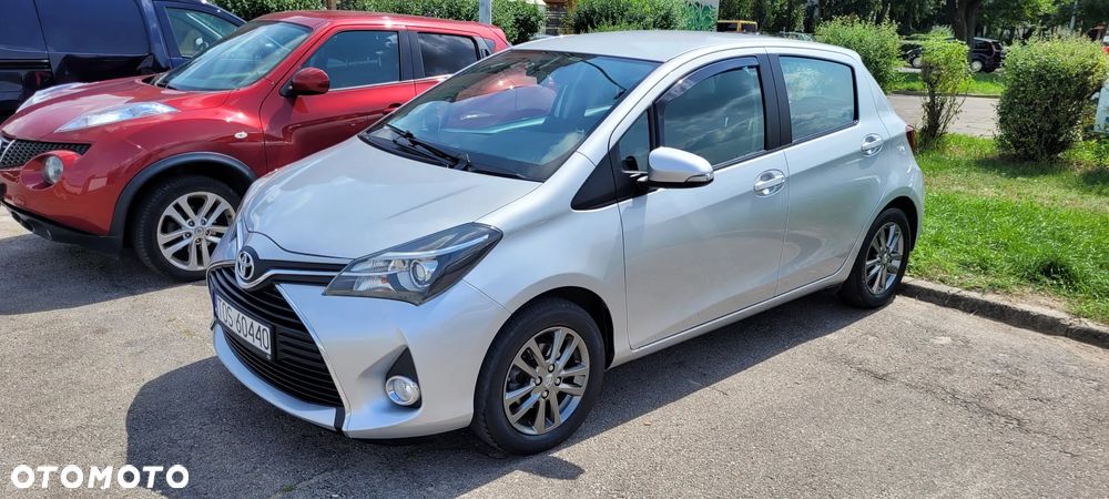 Toyota Yaris 1.33 Premium - 1