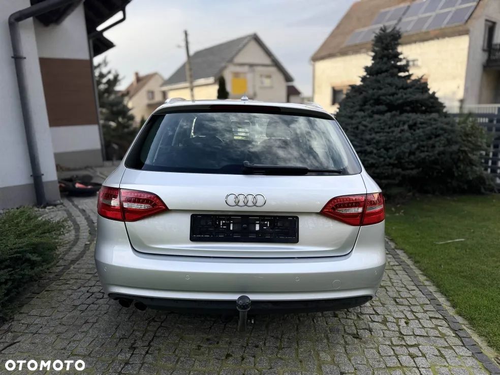 Audi A4 Avant - 11