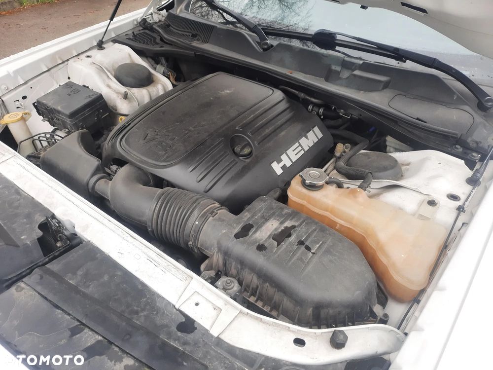 Dodge Challenger - 18