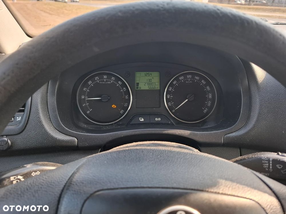 Skoda Roomster 1.2 TDI DPF - 9